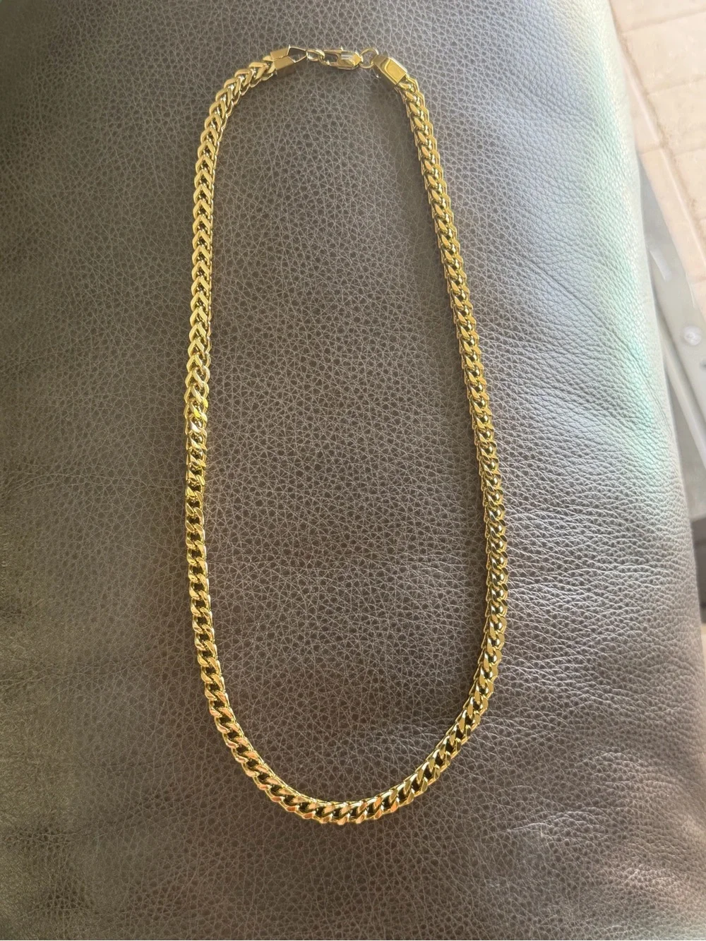 Gold Chain Necklace - Classic Cuban Link
